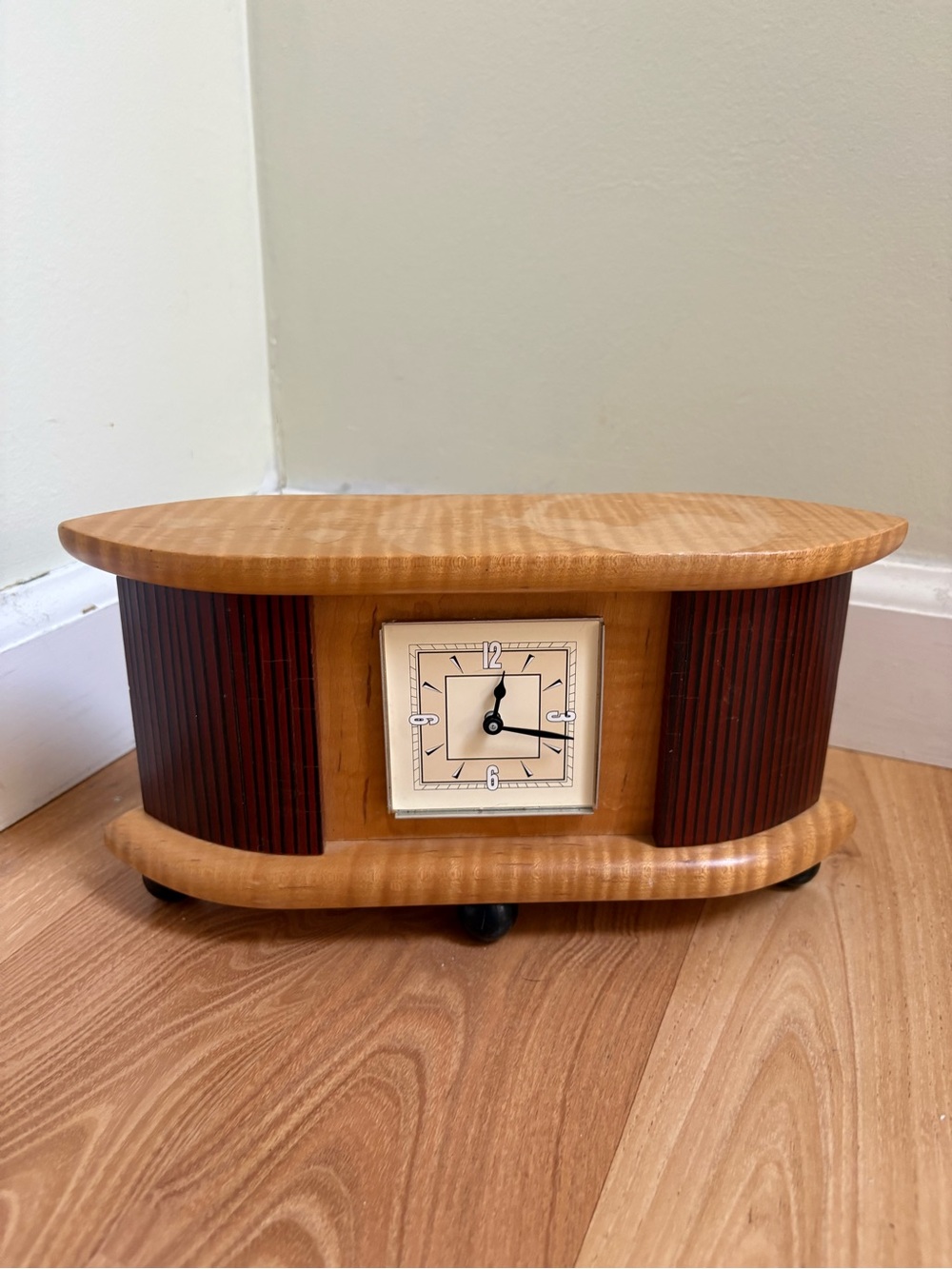 Vintage 1950s Art Deco Style Wooden Mantel Clock with Fluted Flanks